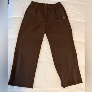 ALO Straight leg Sweatpants (014)